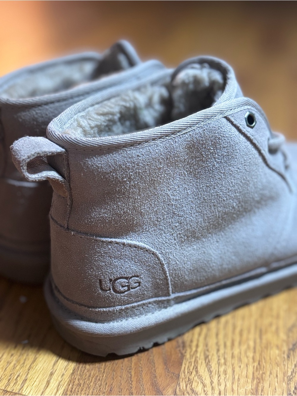 UGG Gray Suede Chukka Boots 7 Cozy Cabin Après Ski Winter Girl
